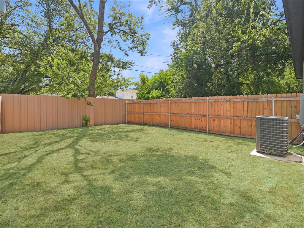 826 Stamps Avenue Property Photo 27