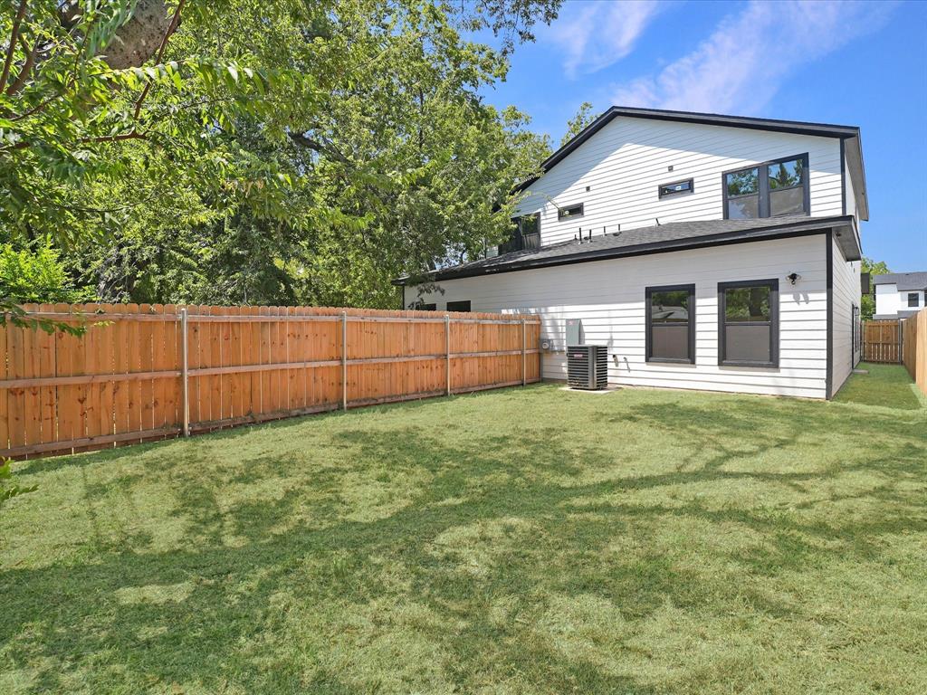 826 Stamps Avenue Property Photo 28