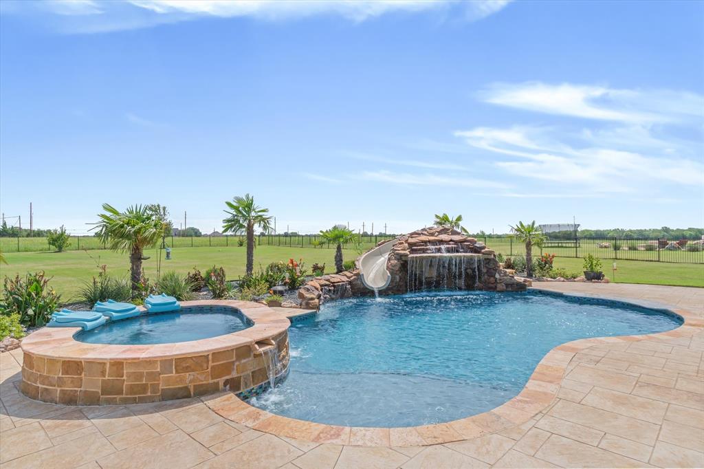 413 Cattle Barron Drive Property Photo 29