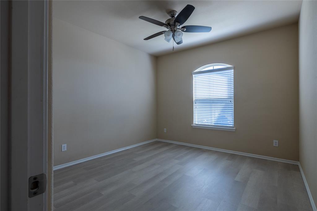 2813 Saddle Creek Drive Property Photo 12