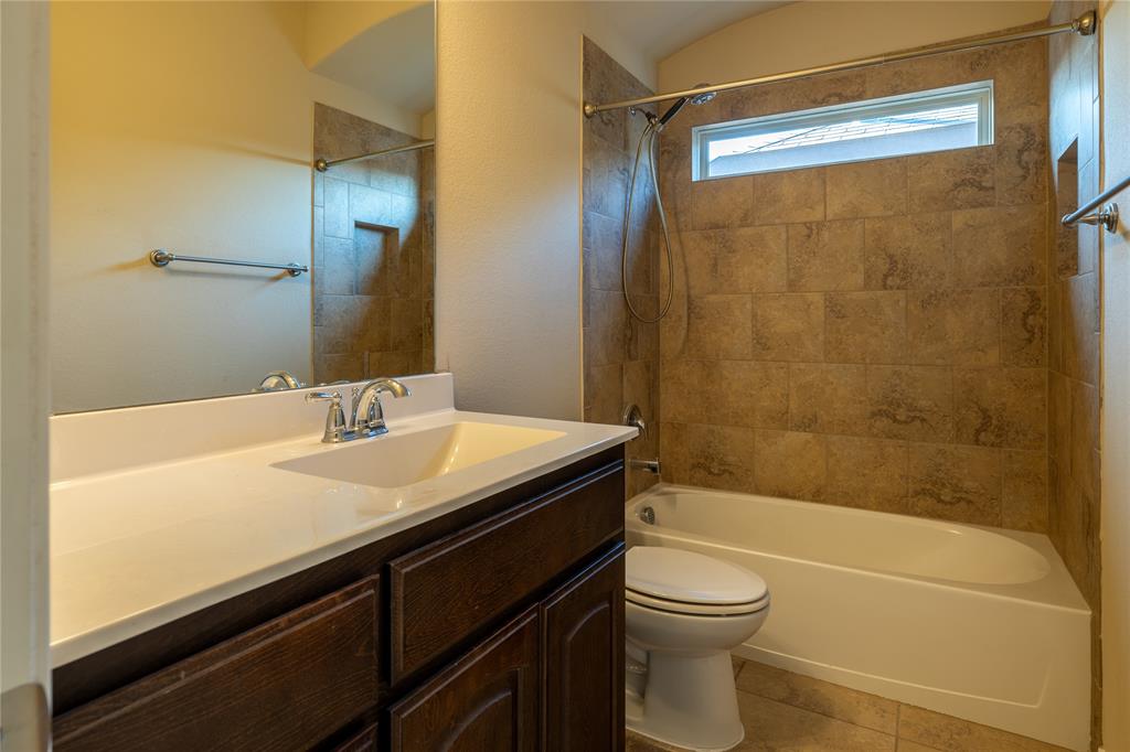 2813 Saddle Creek Drive Property Photo 21