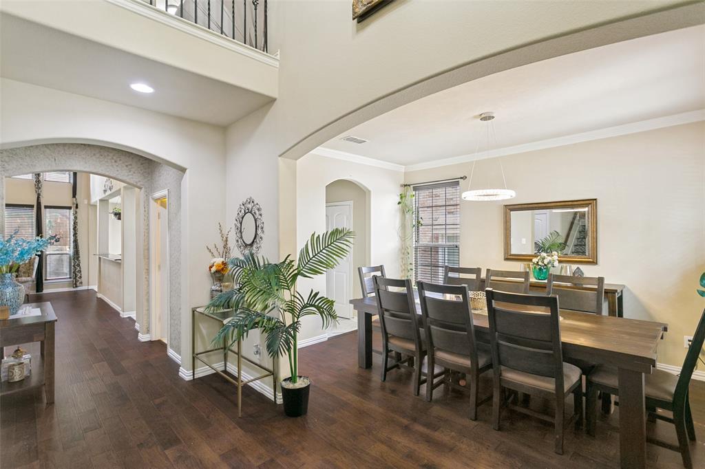 105 Parkside Drive Property Photo 3