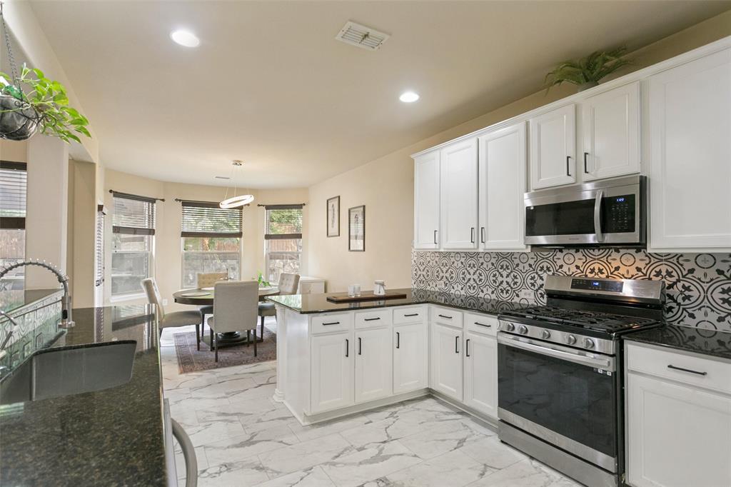 105 Parkside Drive Property Photo 11