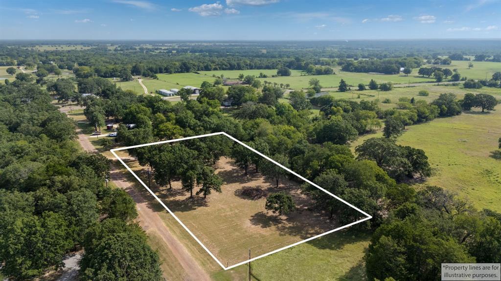 151 Private Road 958 Property Photo 2