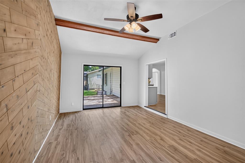 8122 Roosevelt Drive Property Photo 10