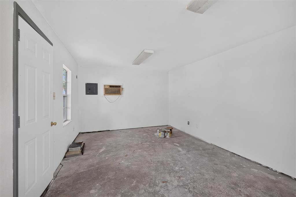 8122 Roosevelt Drive Property Photo 31