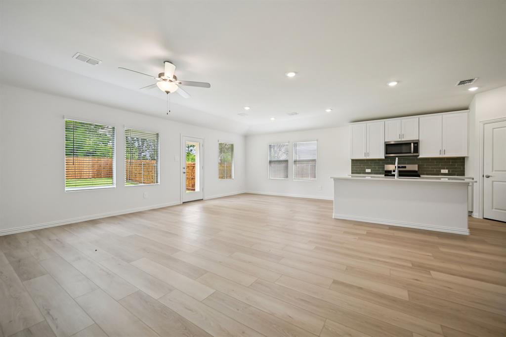 2509 Nicole Drive Property Photo 4
