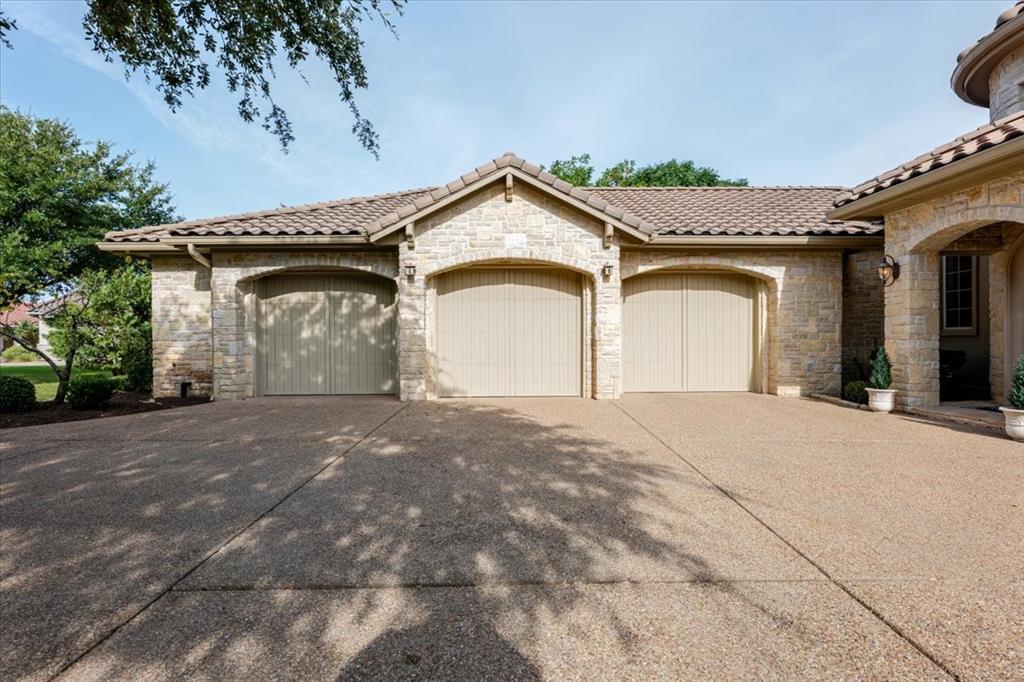 1601 Catalina Bay Court Property Photo 4