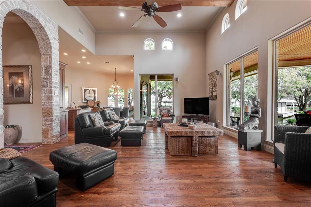 1601 Catalina Bay Court Property Photo 8