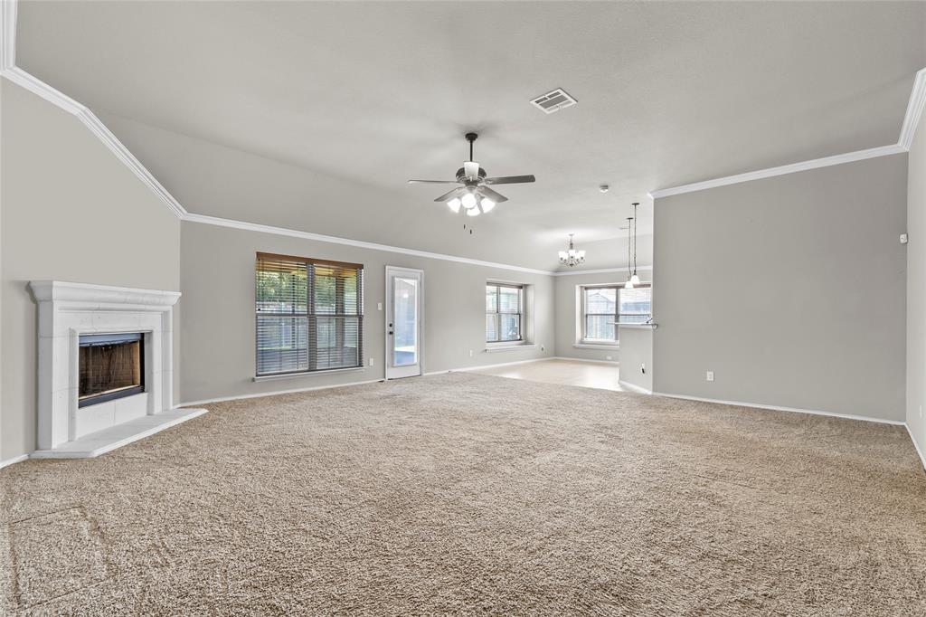 915 Sage Meadow Drive Property Photo 8