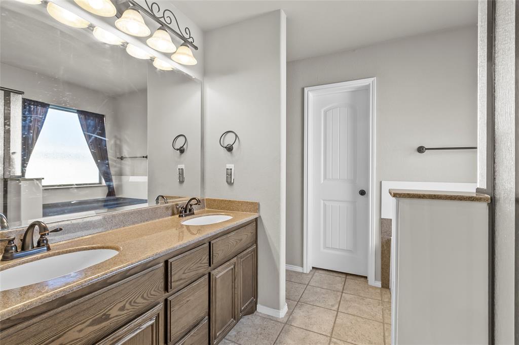 915 Sage Meadow Drive Property Photo 20