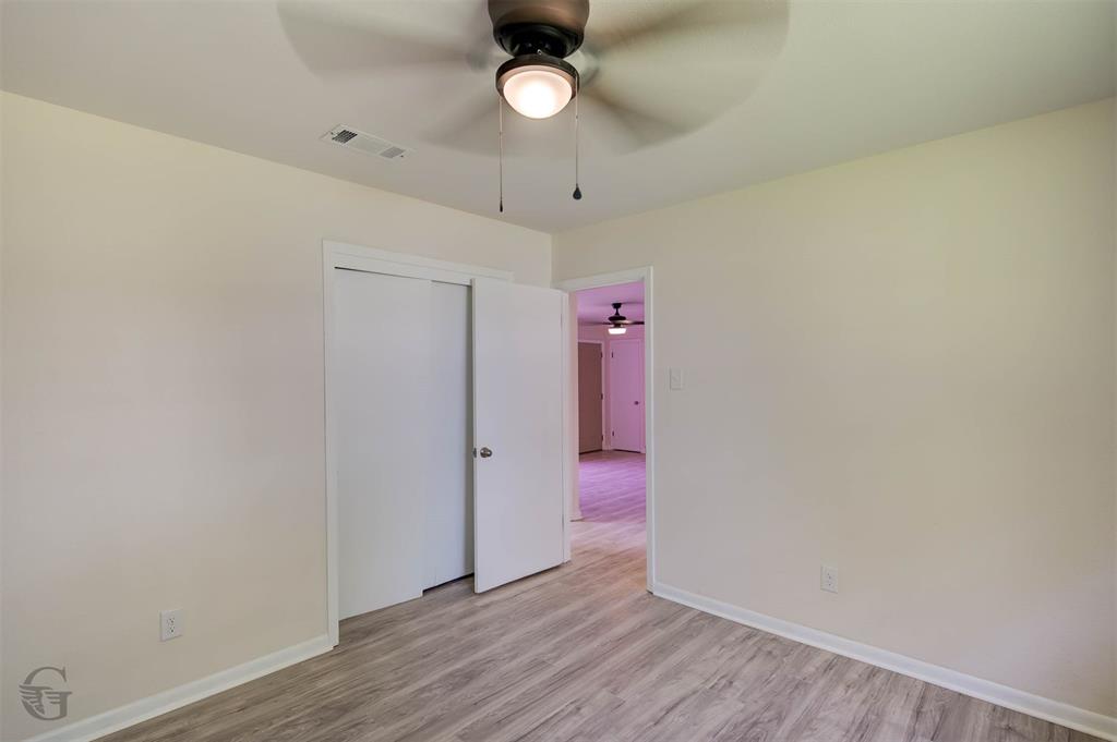 5421 Daffodil Avenue Property Photo 10