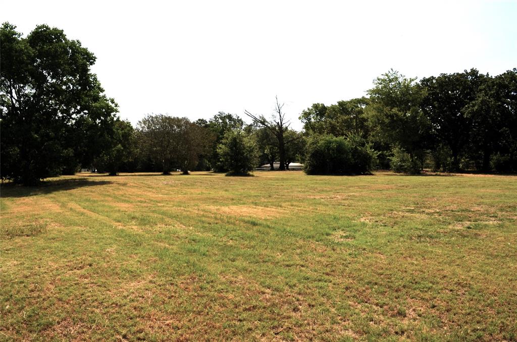 111 Bedfords Bend Property Photo 9