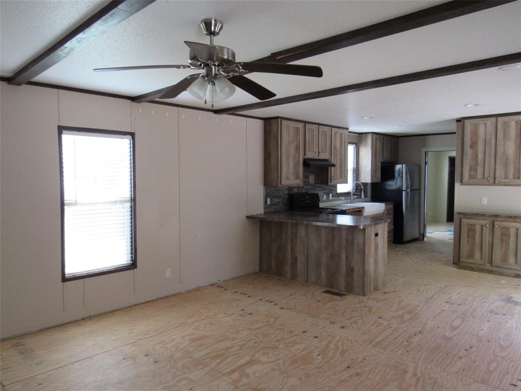 144 9th Street Property Photo 3