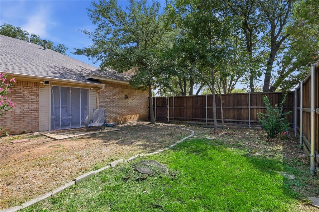 629 Park Lane Property Photo 35