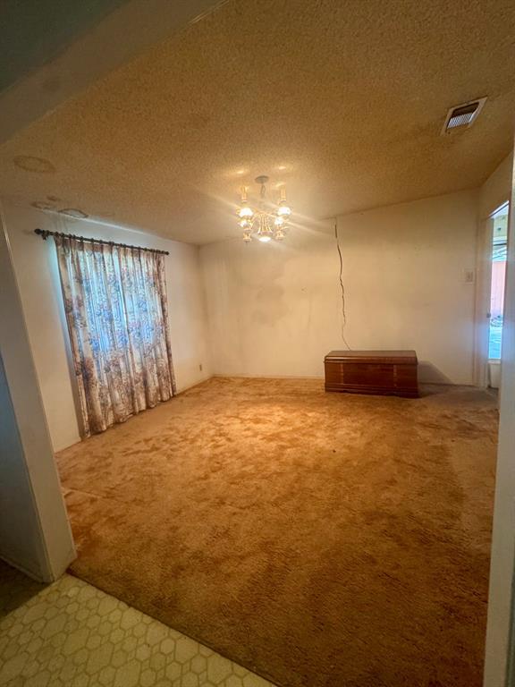 2509 Bennett Avenue Property Photo 8