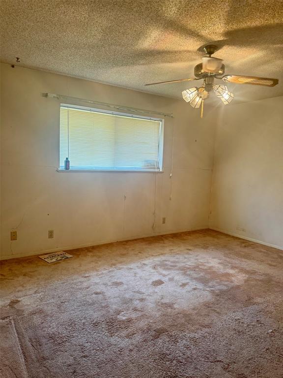 2509 Bennett Avenue Property Photo 14