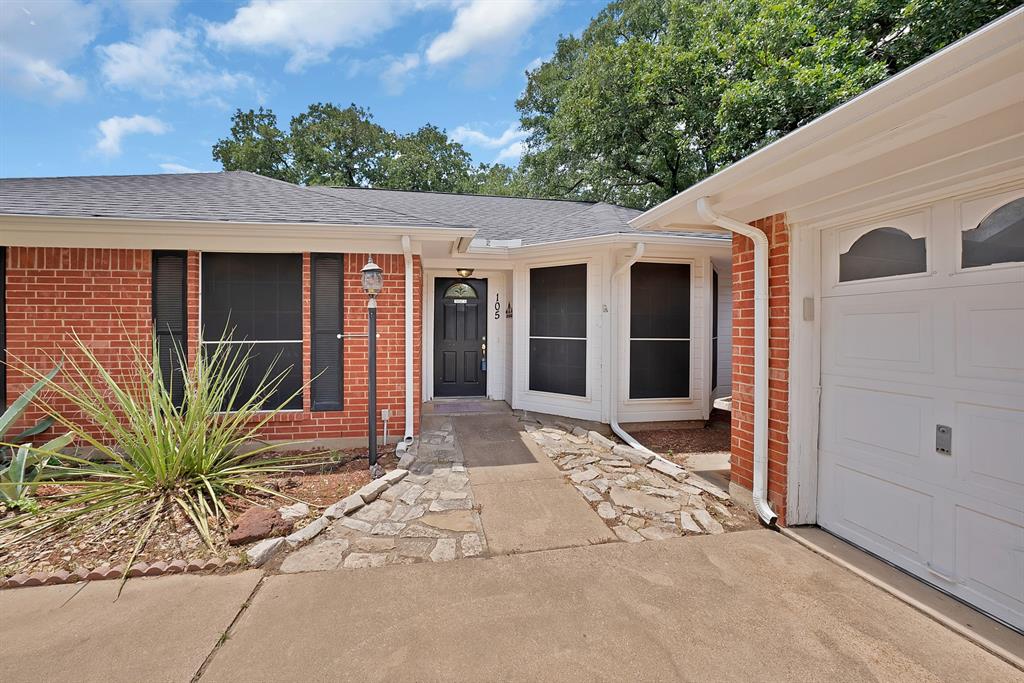 105 Arthur Drive Property Photo 4