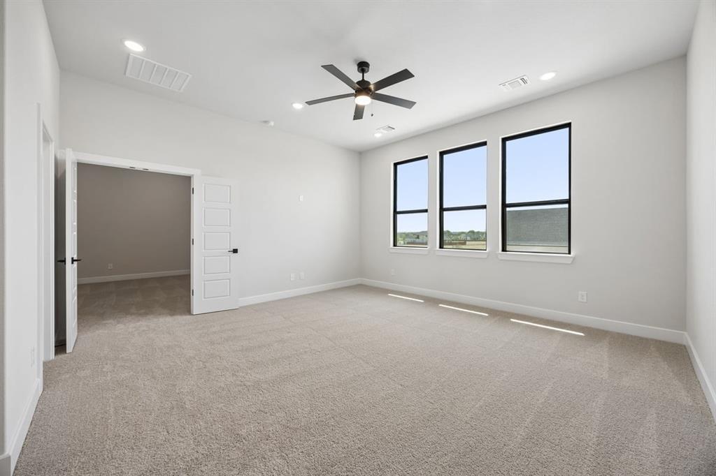 9423 Winter Bloom Street Property Photo 22