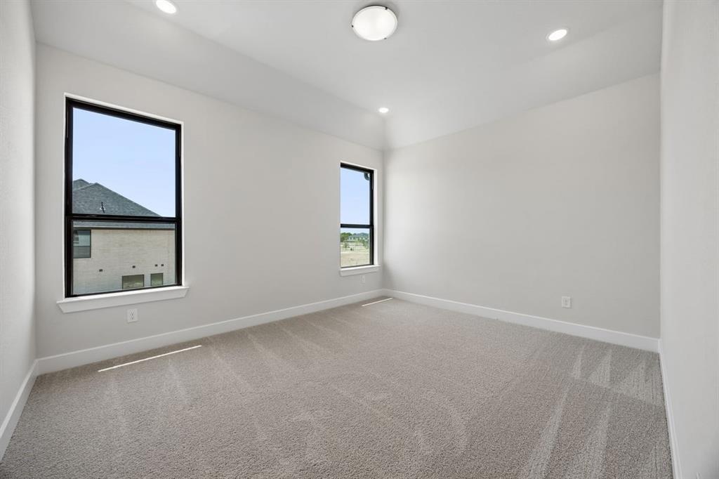 9423 Winter Bloom Street Property Photo 26
