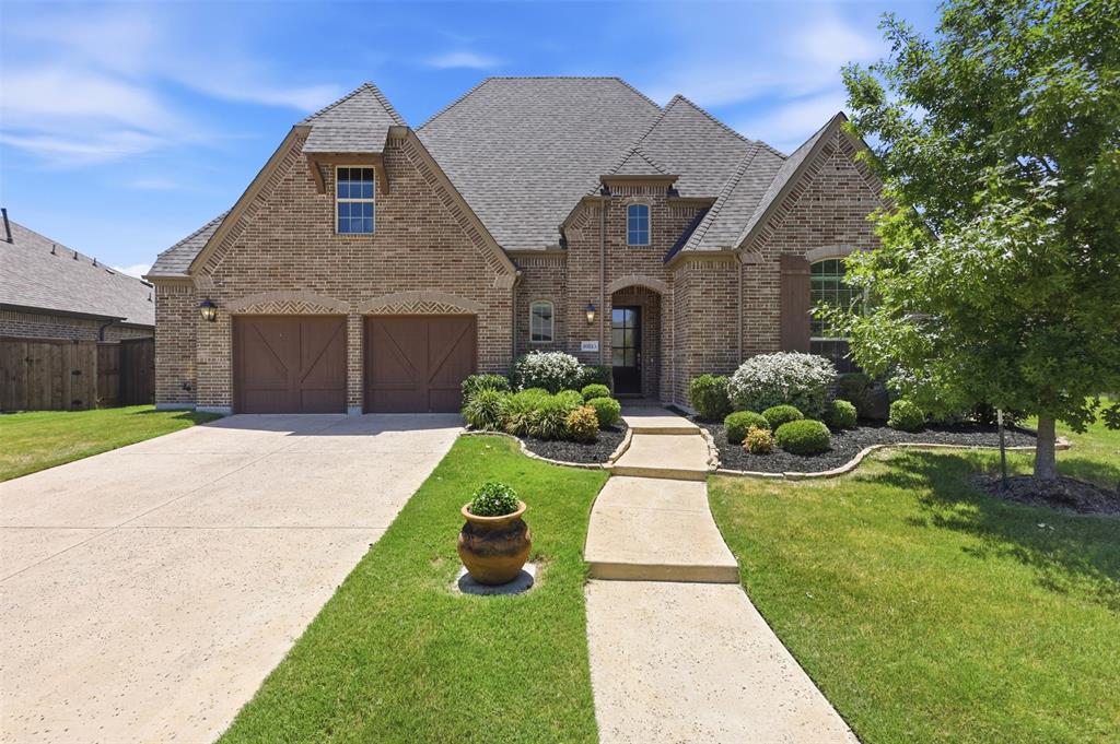 10813 Sycamore Falls Drive Property Photo 1