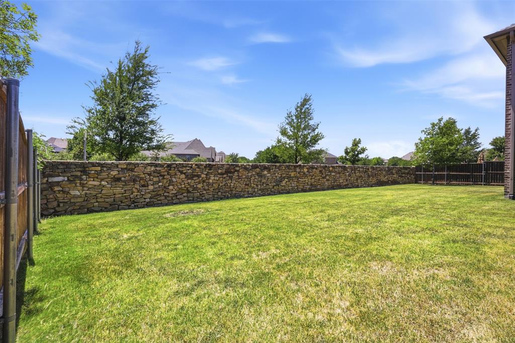 10813 Sycamore Falls Drive Property Photo 34