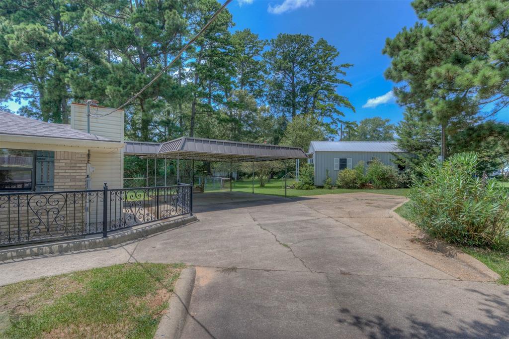 246 Ave Kay Property Photo 3