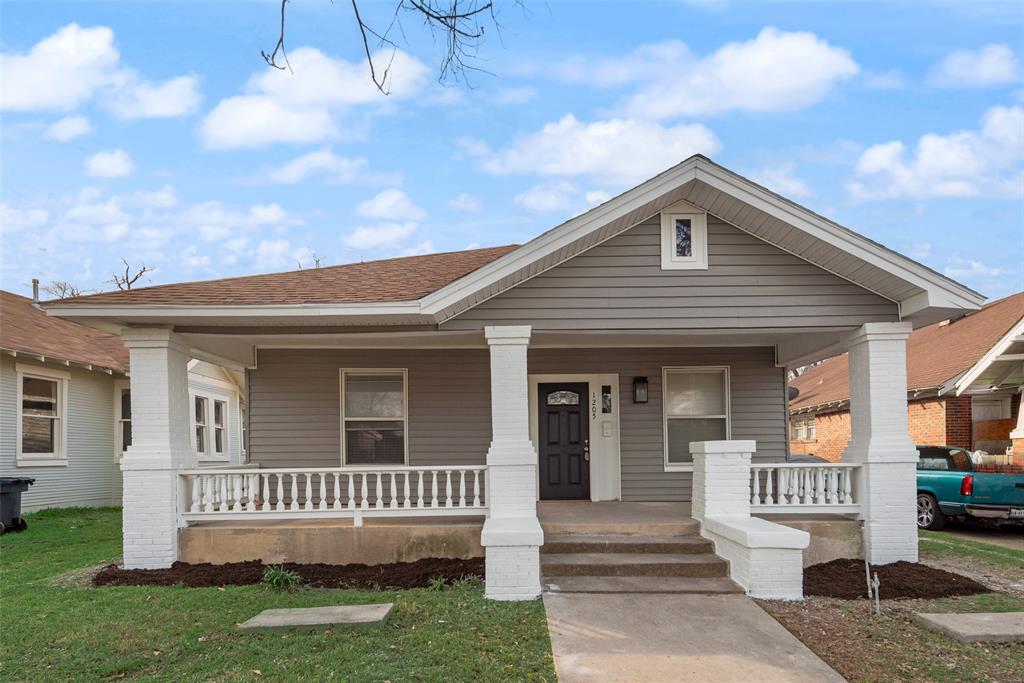 1205 W Arlington Avenue Property Photo 3
