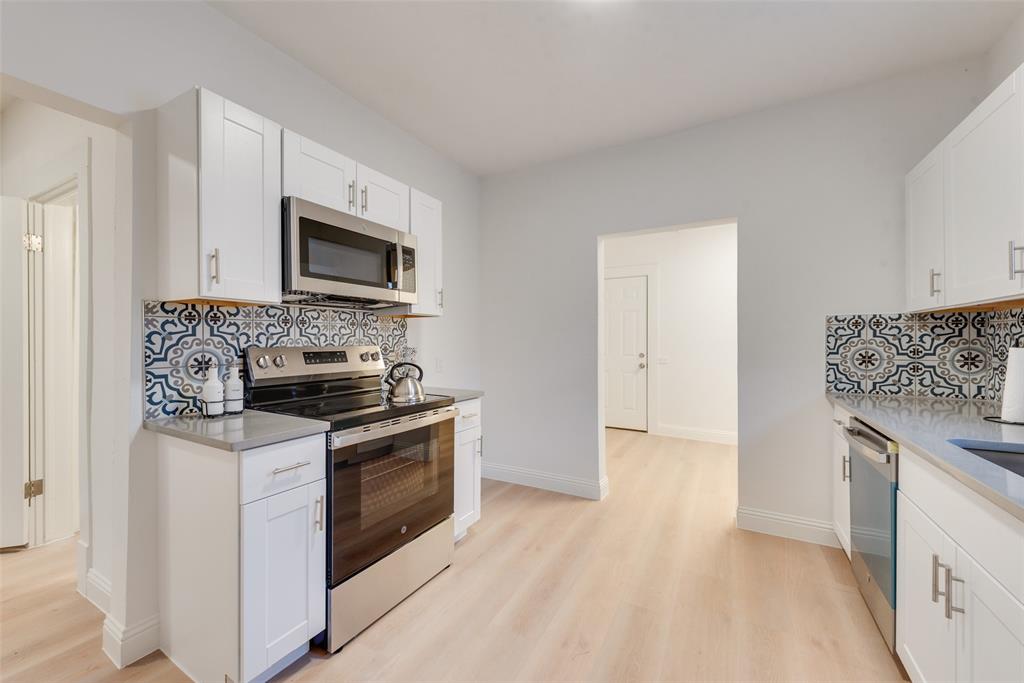 1205 W Arlington Avenue Property Photo 7