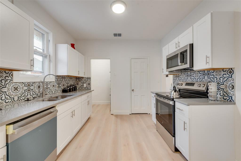 1205 W Arlington Avenue Property Photo 8