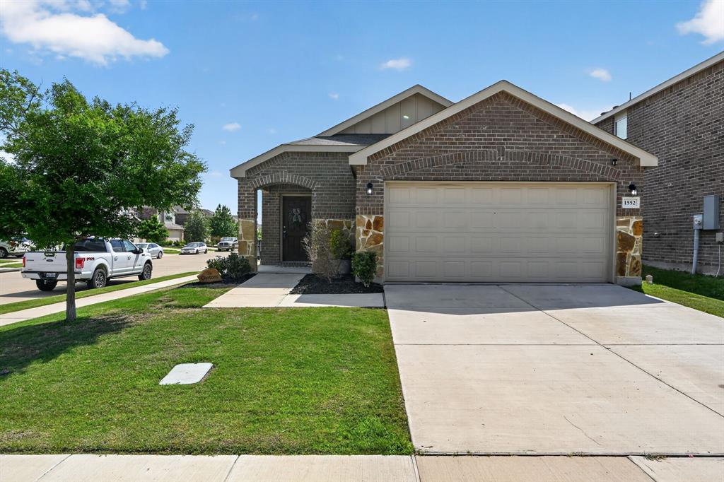 1552 Vega Drive Property Photo 1