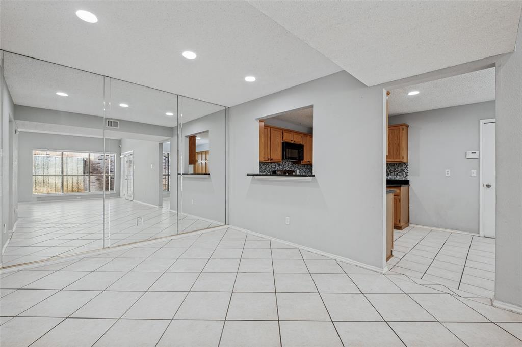 1733 Palo Alto Drive Property Photo 4