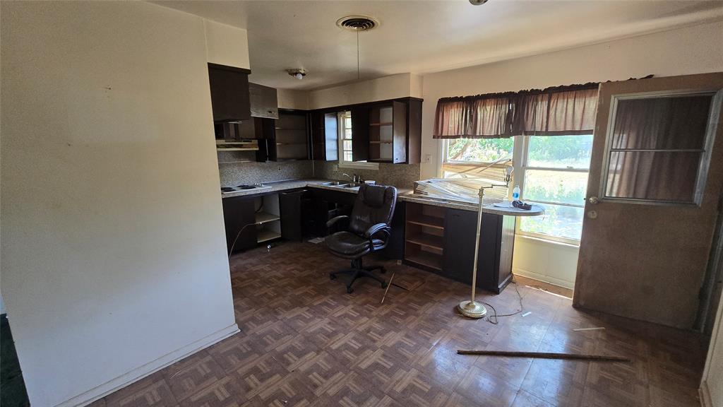 2150 Bridge Avenue Property Photo 7