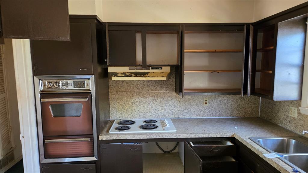 2150 Bridge Avenue Property Photo 11
