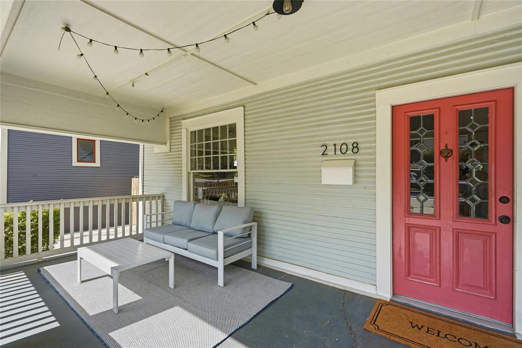 2108 Washington Avenue Property Photo 4