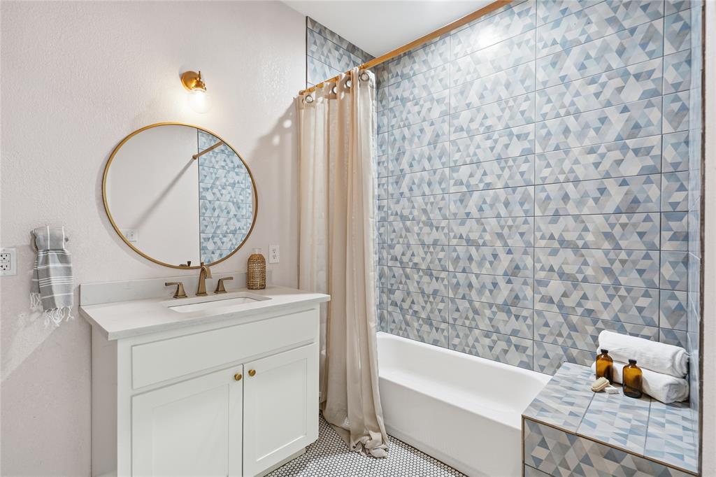 2108 Washington Avenue Property Photo 11