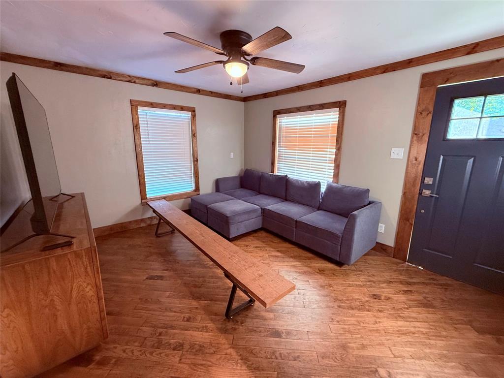 917 Sherrill Street Property Photo 4