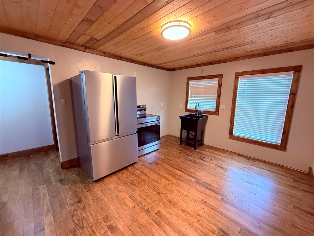 917 Sherrill Street Property Photo 7