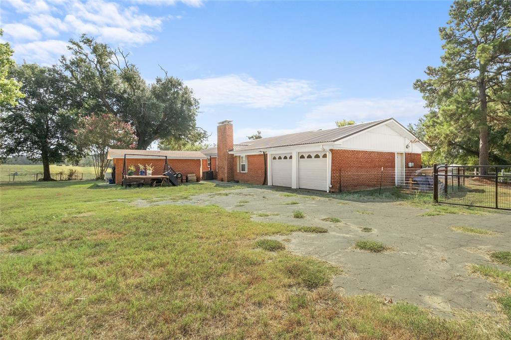 1310 Spur 324 Property Photo 37