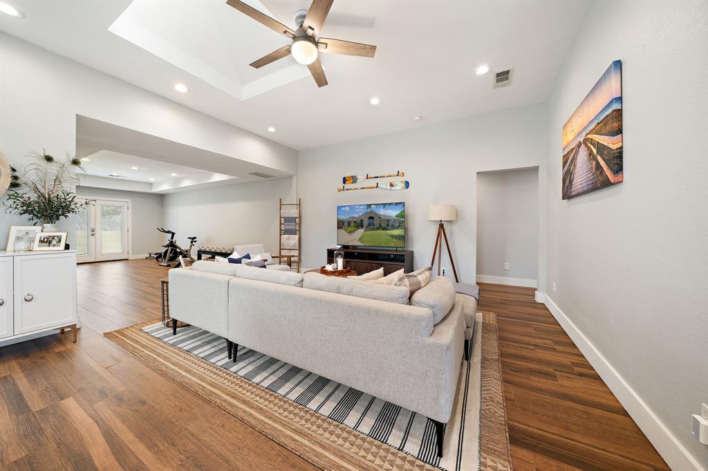 6402 Bluebonnet Drive Property Photo 15