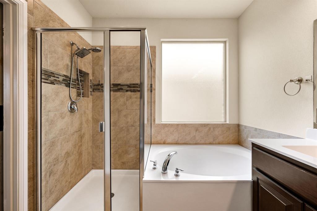 1132 Blooming Prairie Trail Property Photo 14