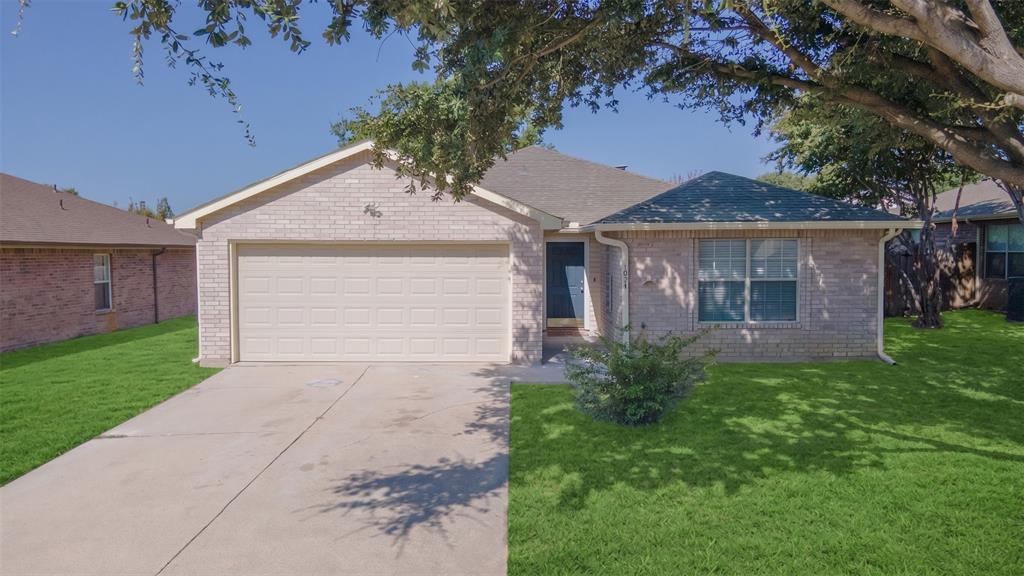 1024 Lake Trail Drive Property Photo 1