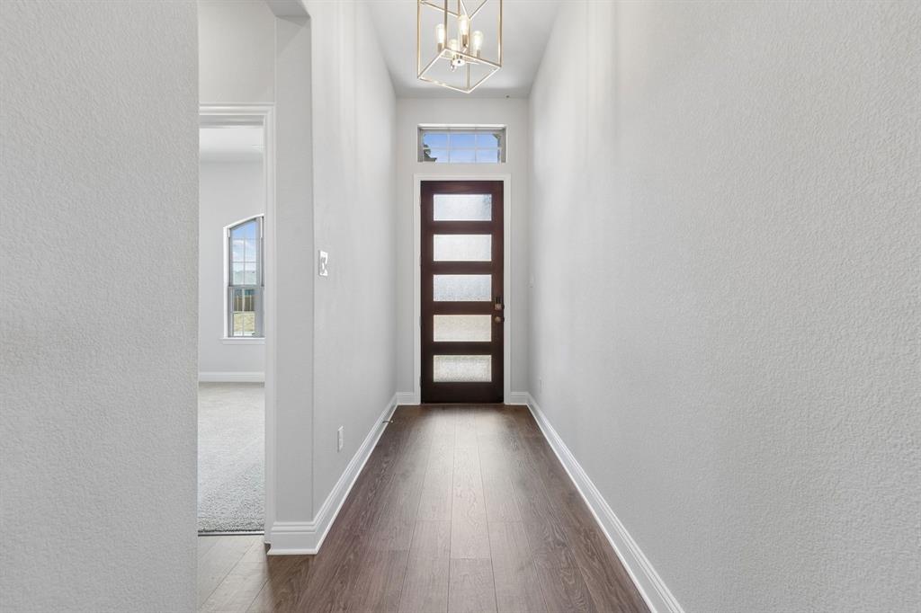 1222 Burney Court Property Photo 4