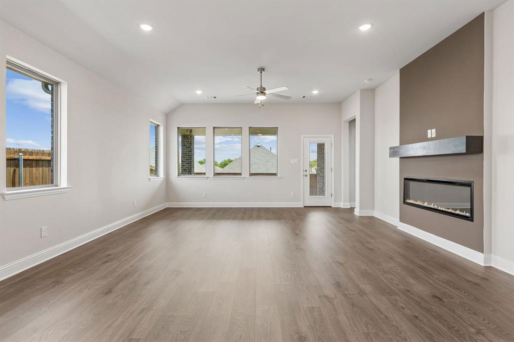 1222 Burney Court Property Photo 10