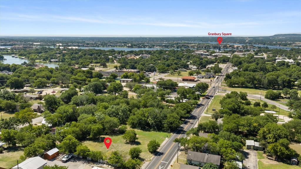 721 N Houston Street Property Photo 1