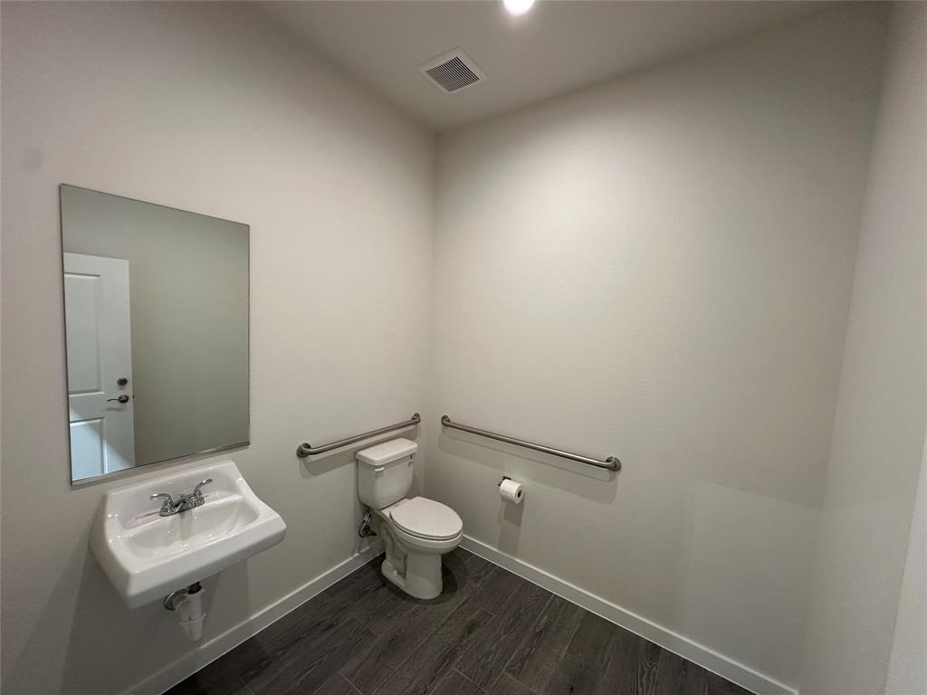 16013 Fm 429 Property Photo 9