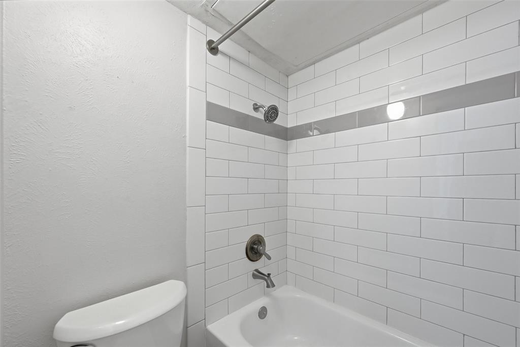 333 Melrose Drive 16a Property Photo 17