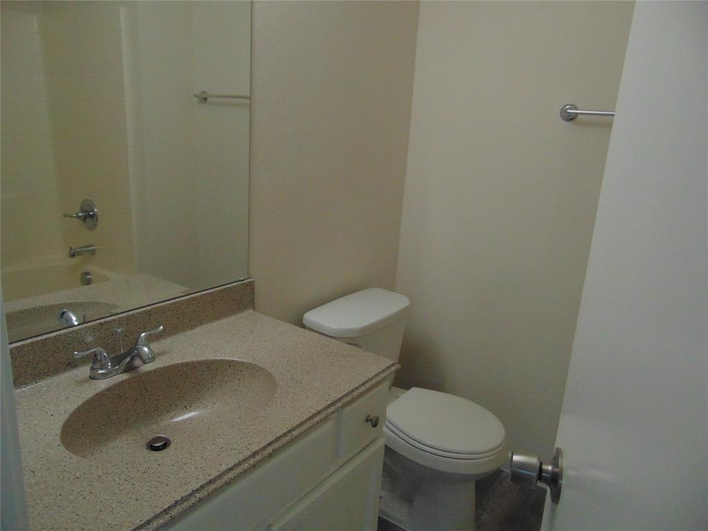 206 Mazatlan Avenue Property Photo 8