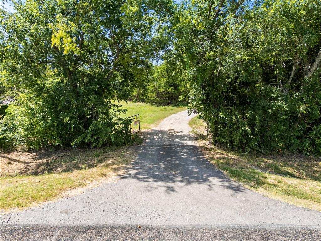 976 Fm 2194 Property Photo 17