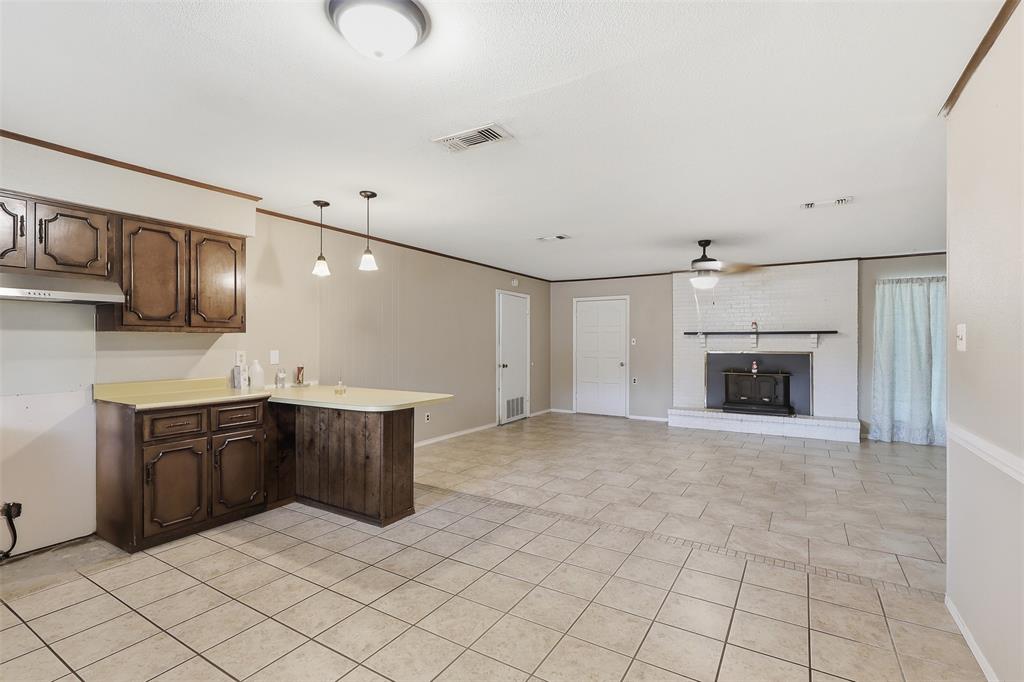 108 Brenda Dr. Property Photo 8